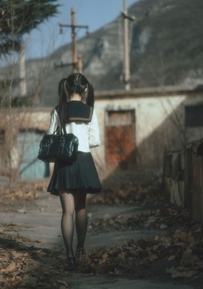 色噜噜狠狠狠综合曰曰曰_蓝光天堂在线