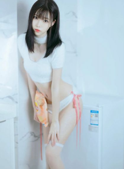 约极品清纯白嫩大学生美女_HD电影全集观看