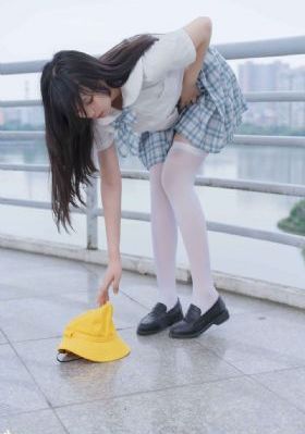 强行扒开老师双腿挺进视频_DVD免费高清观看