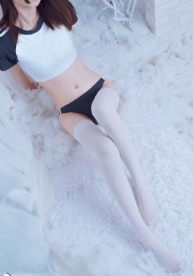 被老师摁在教室cao到爽男视频_BD国语高清在线观看