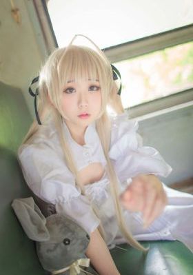 两个美女裸体舌吻视频_超清全集免费观看